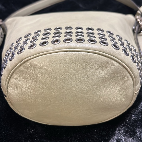 RARE Coach Preloved Bleeker Leather Mini Duffle in Olive Green. Great condition! - Picture 6 of 9